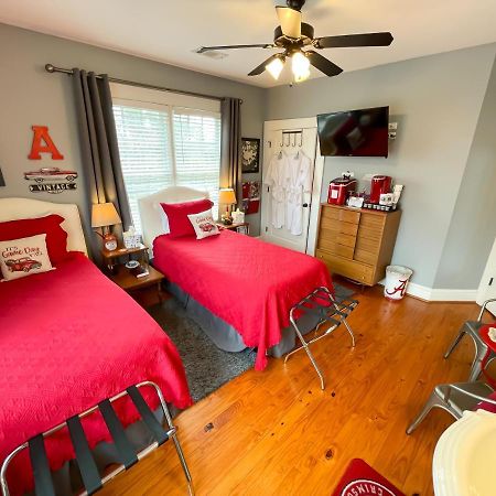 Bama Bed And Breakfast - Sweet Home Alabama Suite Tuscaloosa Buitenkant foto
